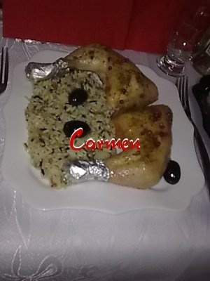 Orez salbatic, cu miez de floarea sorelui si copane de pui