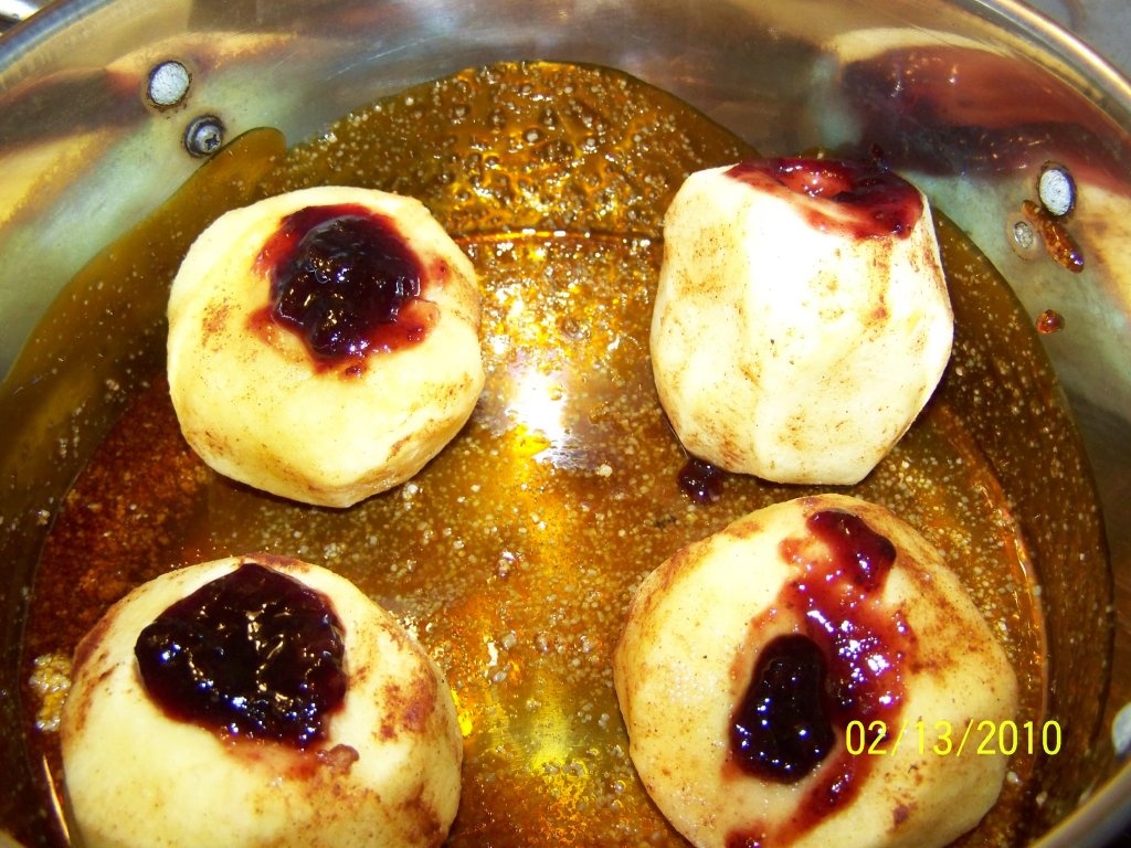 tort cu mere si crema de zahar ars