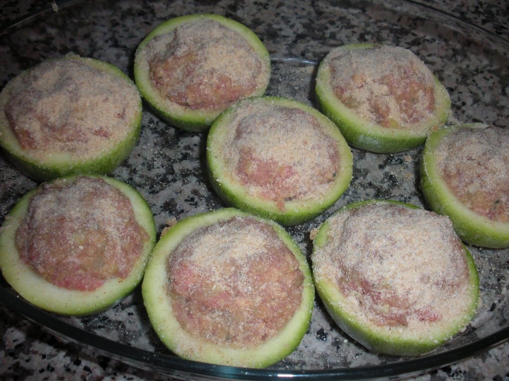 Dovlecei umpluti cu carne