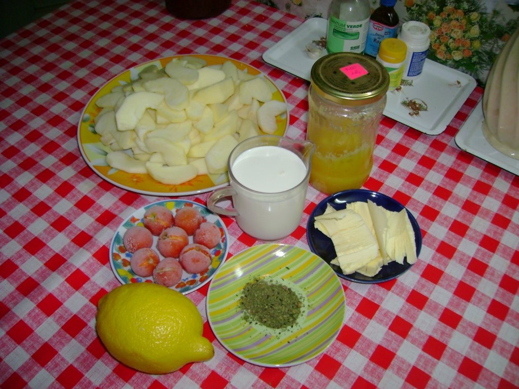 Sos de mere cu busuioc