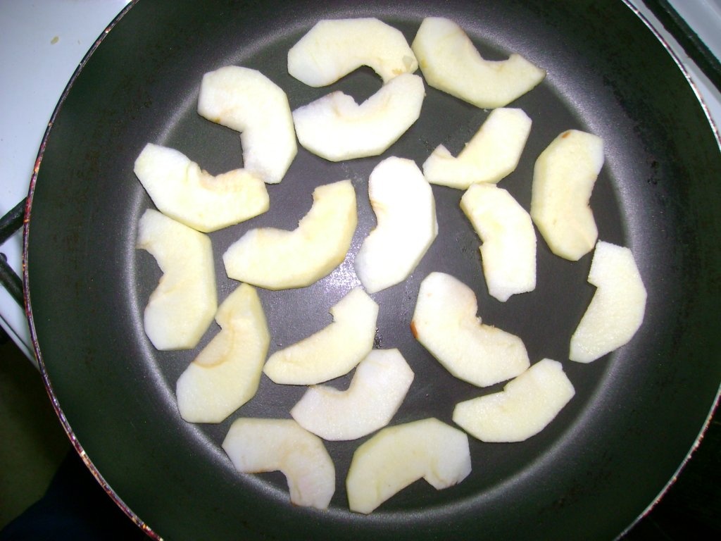 Sos de mere cu busuioc