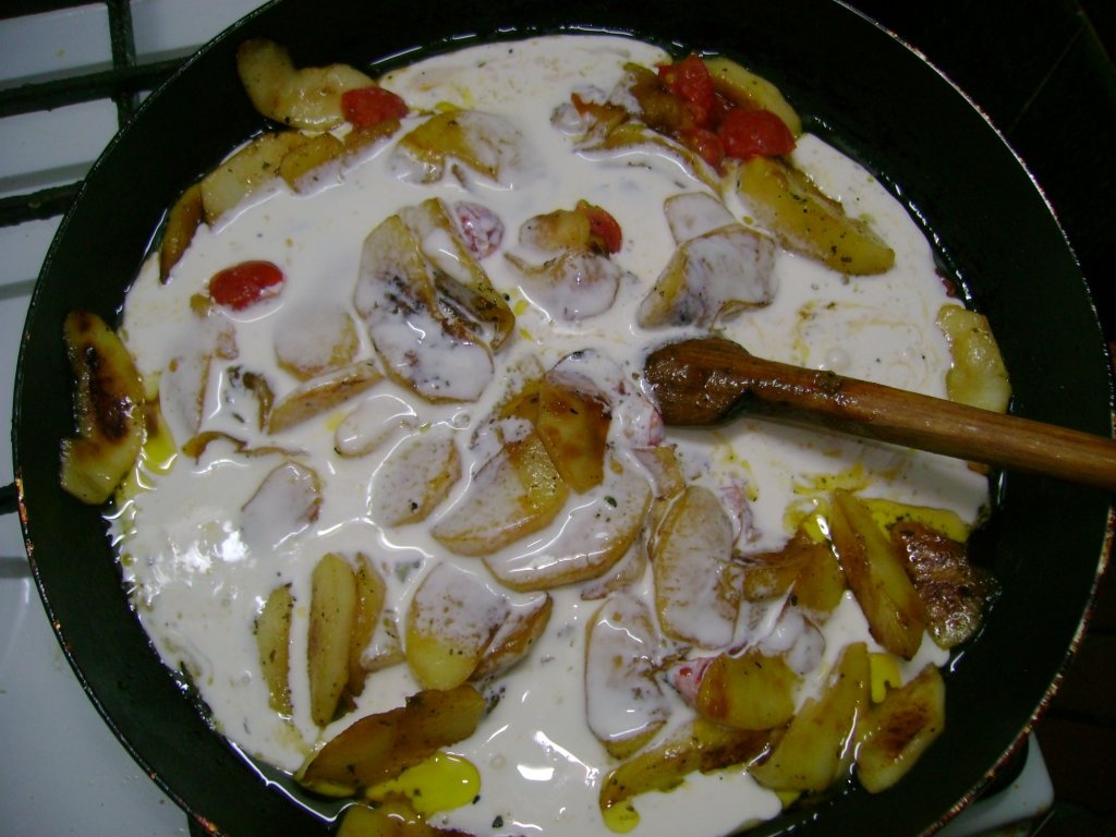 Sos de mere cu busuioc