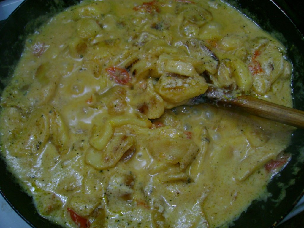 Sos de mere cu busuioc