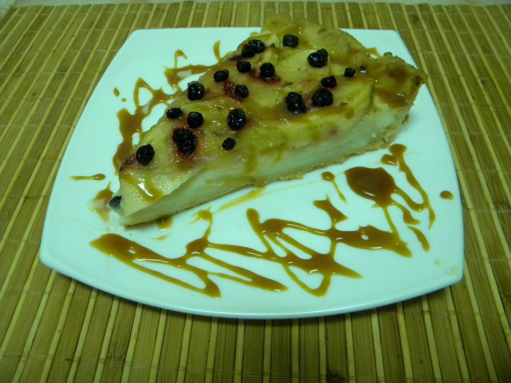 Tarta cu mere si crema de vanilie