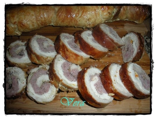 Rulada de porc cu garnitura de cartofi