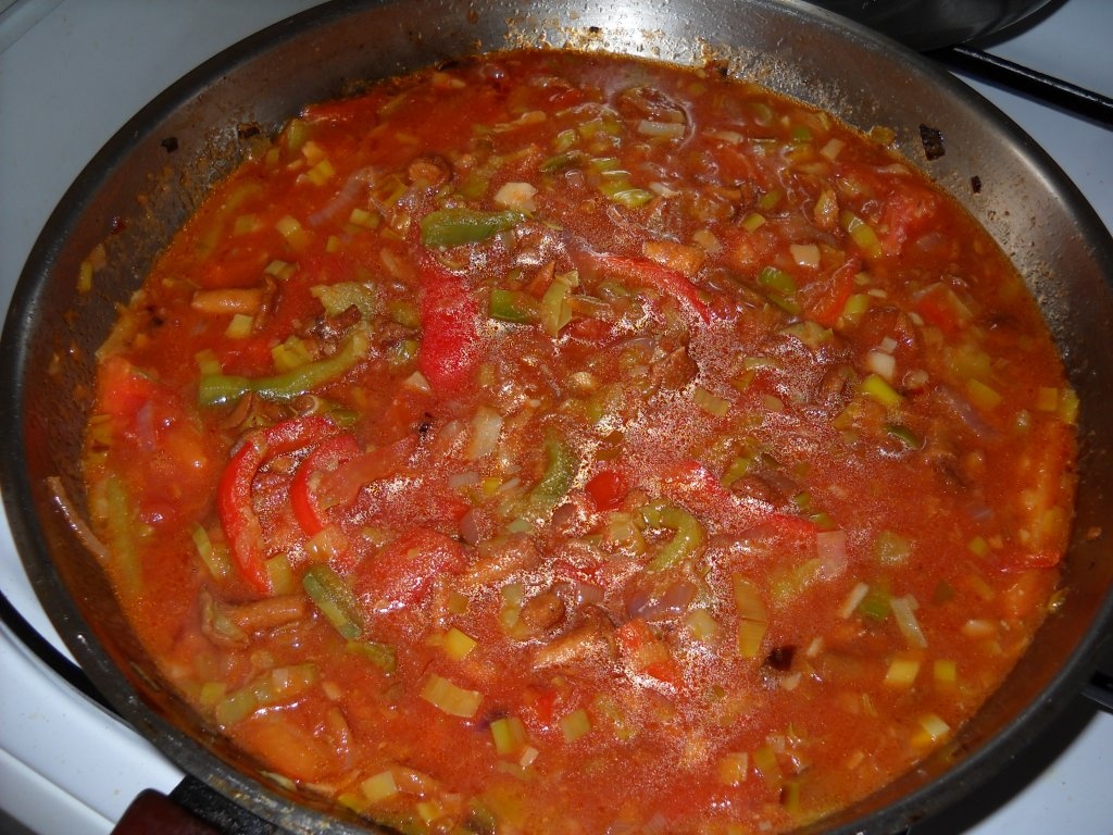 Ciuperci ca la Panseluta si paste fainoase cu garnitura ca la Cely