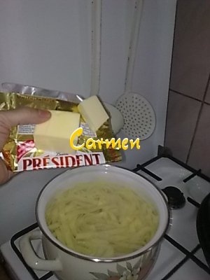 Pastrama de caprioara cu tagliatelle