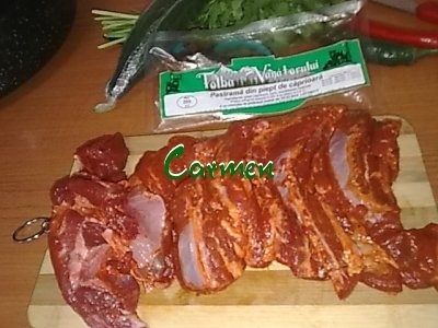 Pastrama de caprioara cu tagliatelle