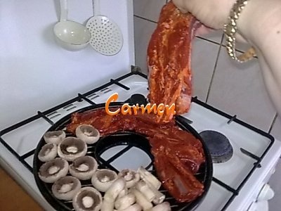 Pastrama de caprioara cu tagliatelle