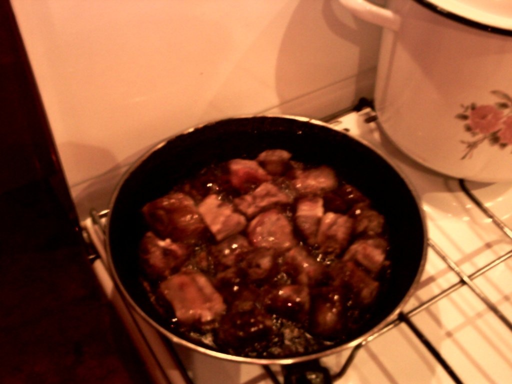 varza la cuptor cu carnat de casa