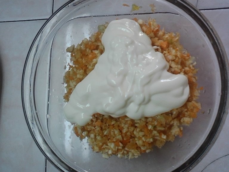 Salata de telina aromata