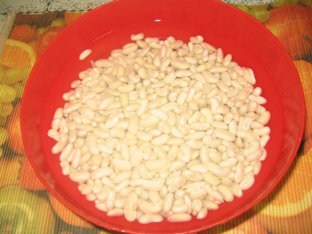 Ciorba de fasole uscata cu tarhon