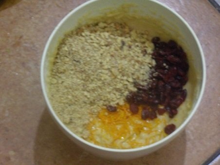 chec cu nuca si portocale