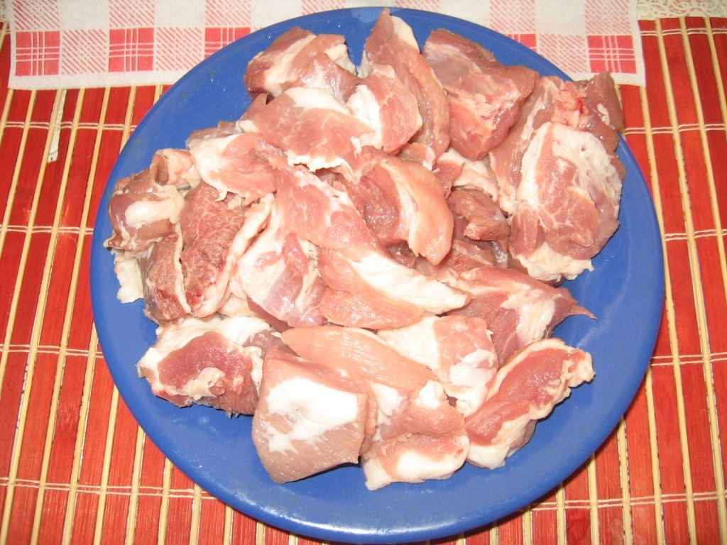 Mancare de varza alba cu carne de porc
