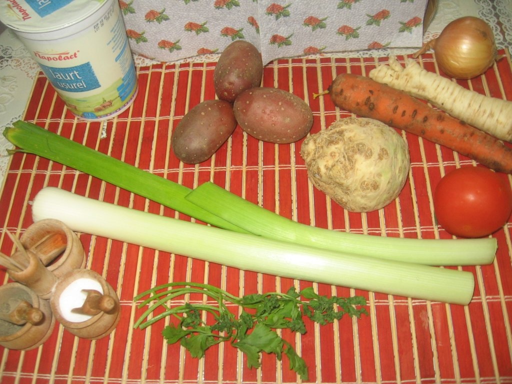 Ciorbita de praz cu iaurt