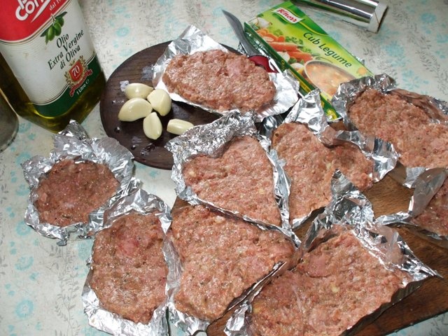 Gratar din carne tocata de curcan