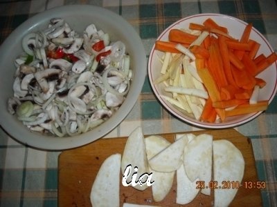 Legume fierte la aburi