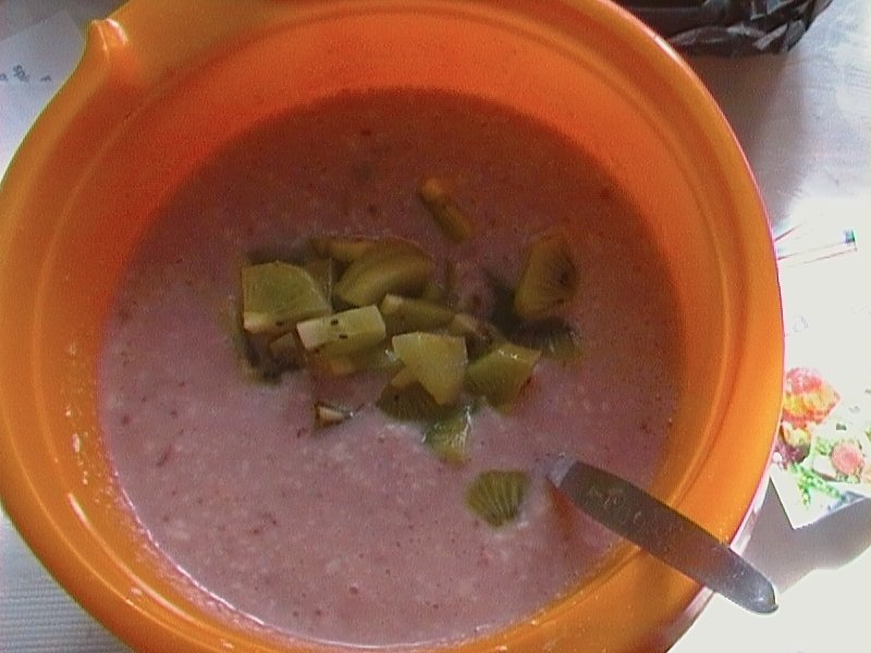 Prajitura cu iaurt si dulceata