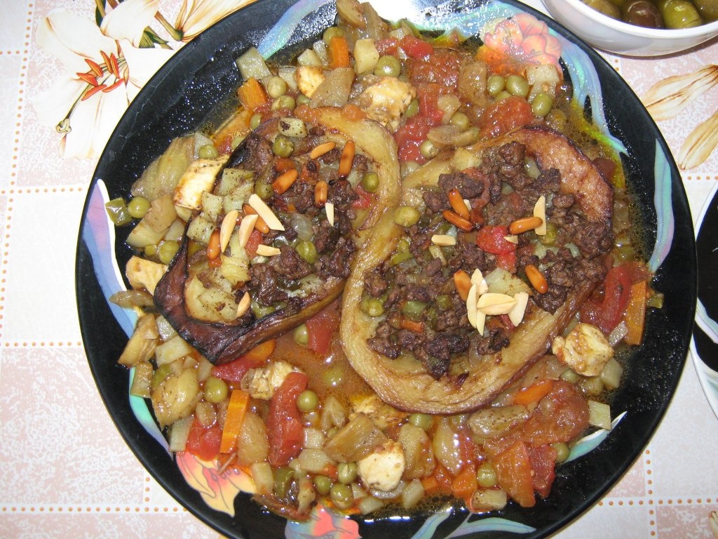 Vinete umplute la cuptor-specific tarilor arabe