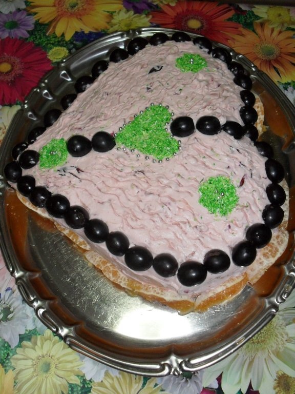 Tort de Dragobete, inimioara