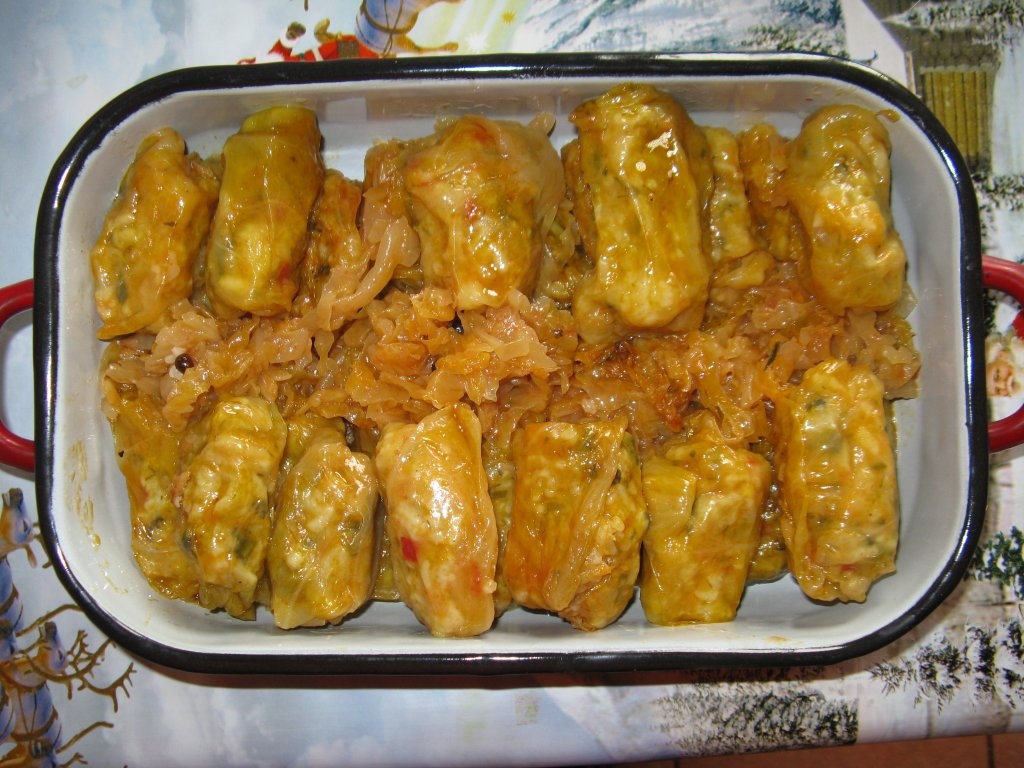 Sarmalute in foi de varza de post