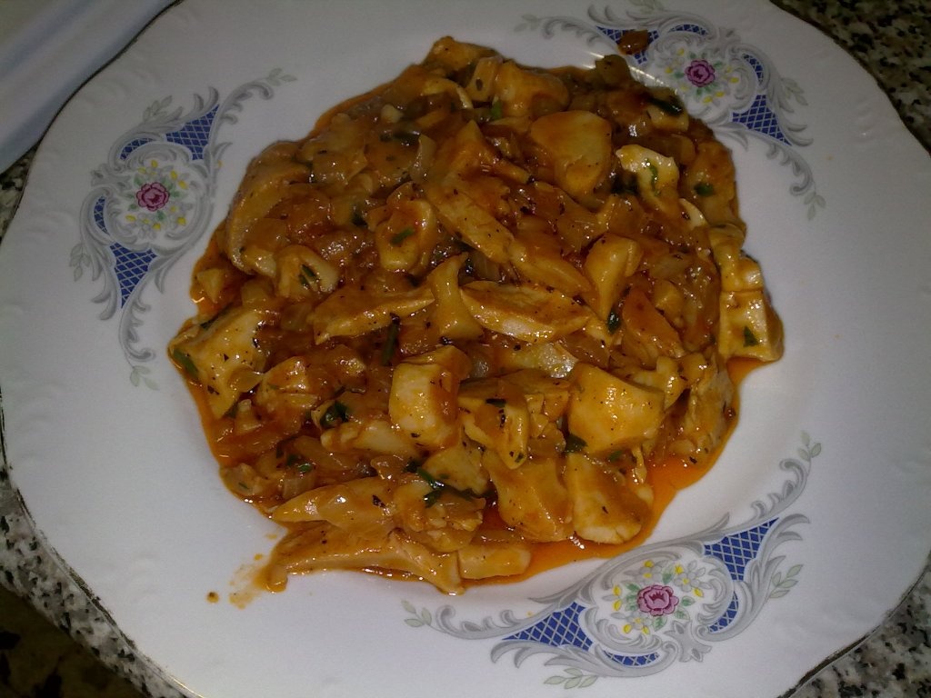 Ciuperci   pleurotus cu ceapa si bulion(post)