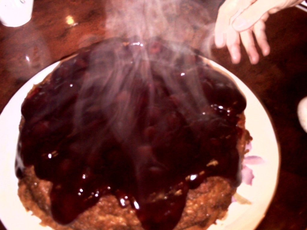 Tort de mere  cu visine si jeleu