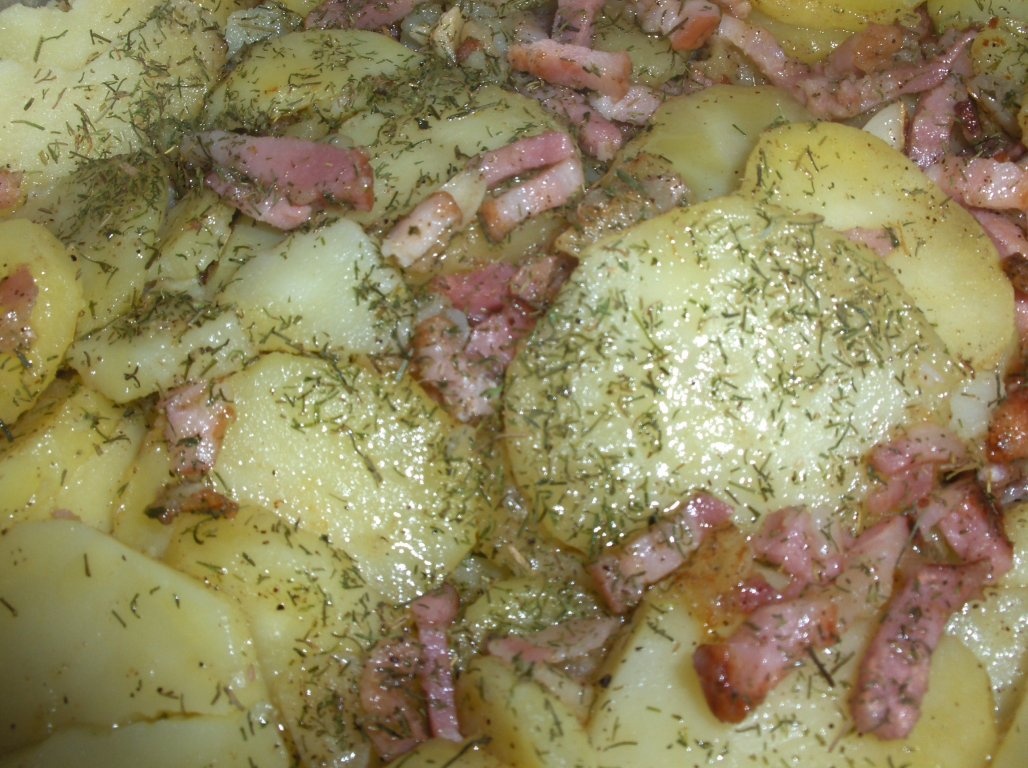 Costita in sos de miere si cartofi gratinati cu bacon