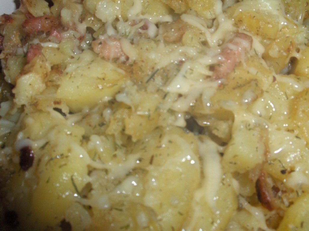 Costita in sos de miere si cartofi gratinati cu bacon