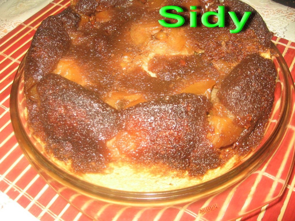Tort de mere cu crema de zahar ars