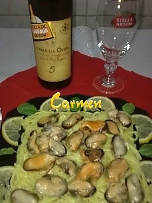 Scoici cu garnitura de spaghete