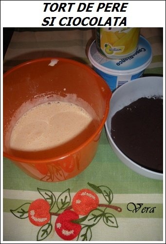 Tort de pere cu ciocolata