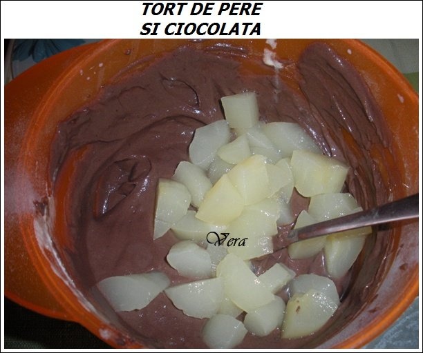 Tort de pere cu ciocolata