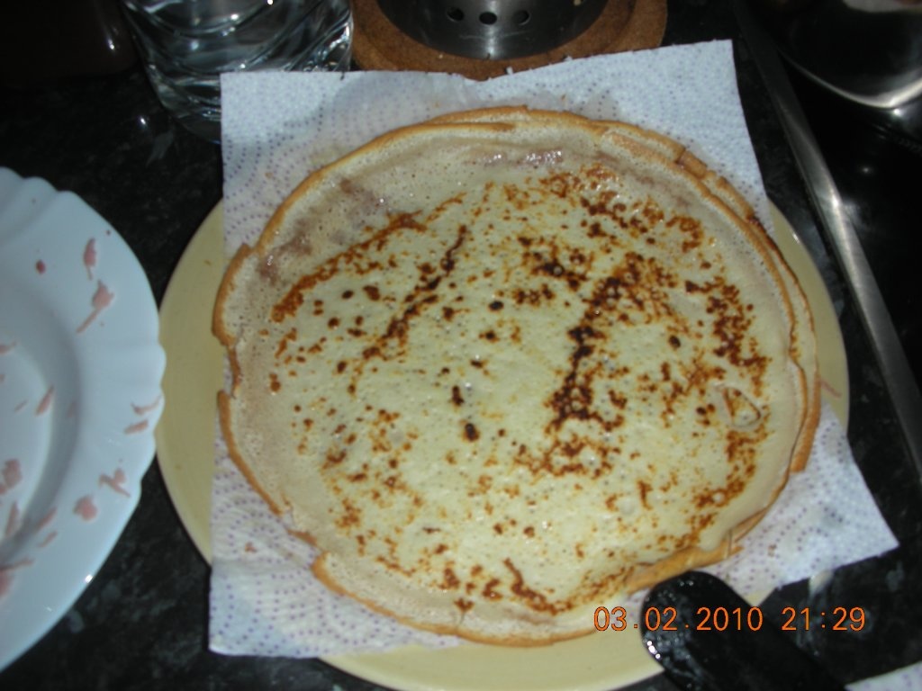 Clatite cu cas si sunca