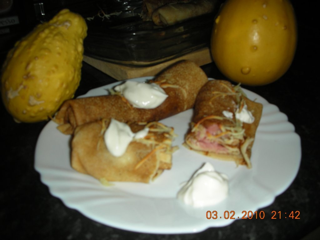 Clatite cu cas si sunca