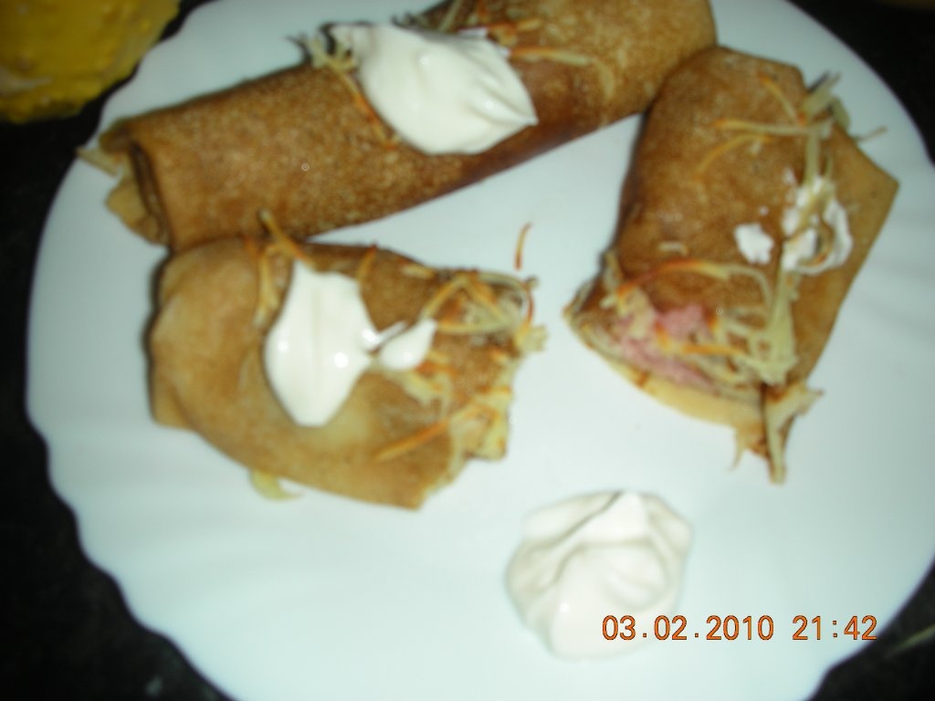 Clatite cu cas si sunca