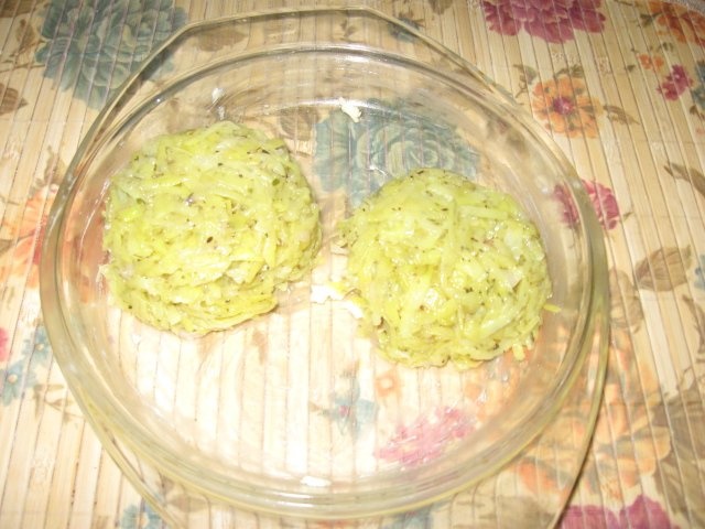 Cuiburi de cartofi cu oua la cuptor