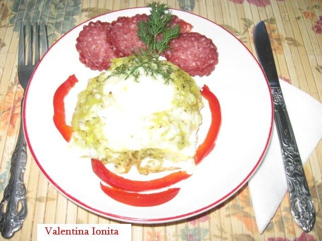 Cuiburi de cartofi cu oua la cuptor