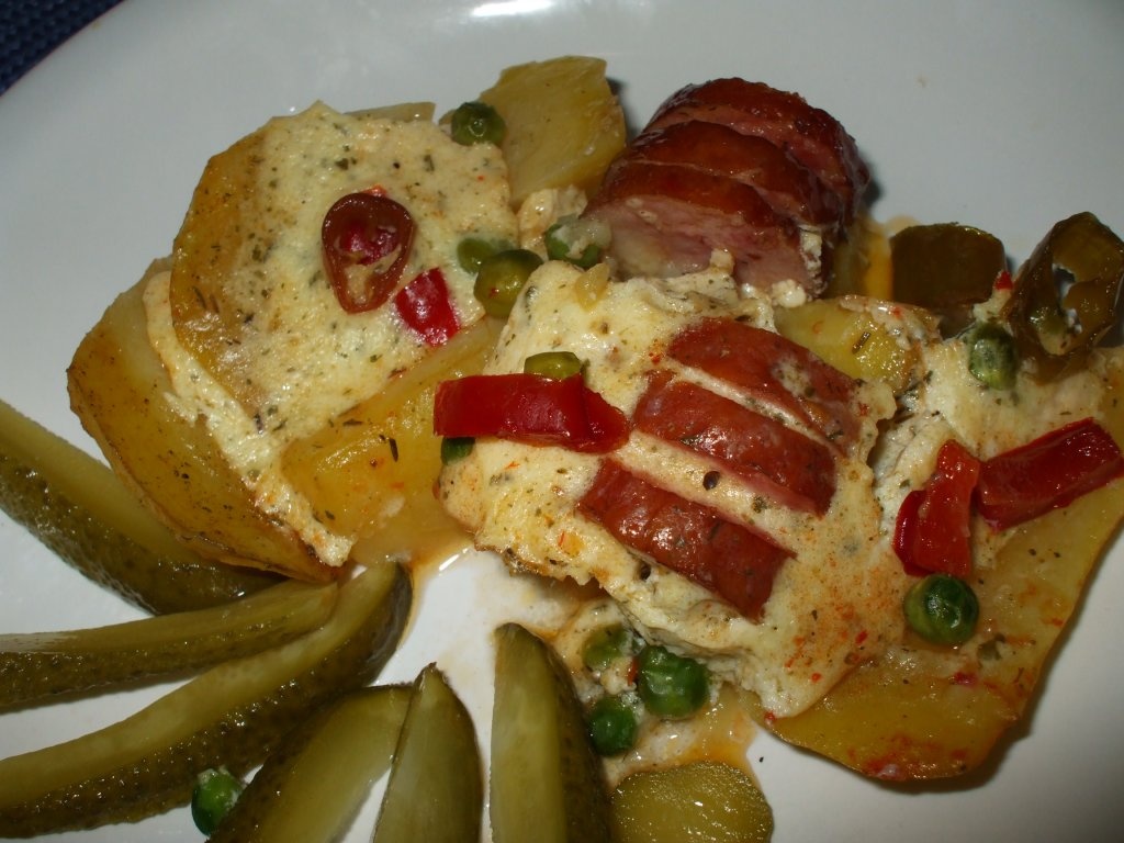 Carnati cu cartofi la cuptor