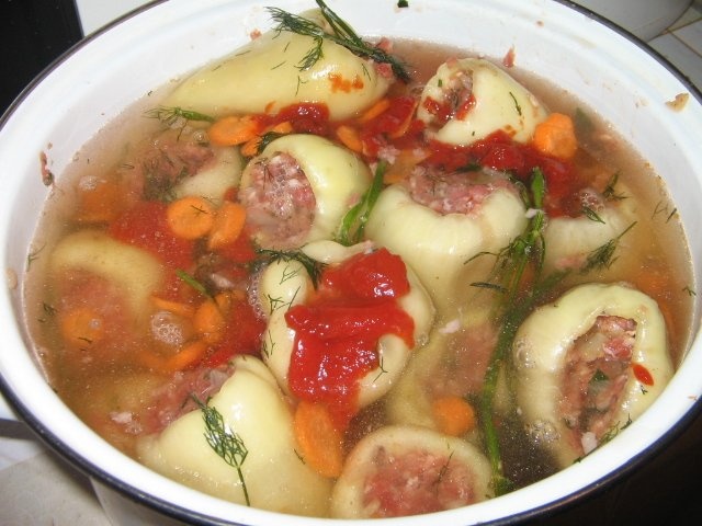 ardei umpluti cu ciolan