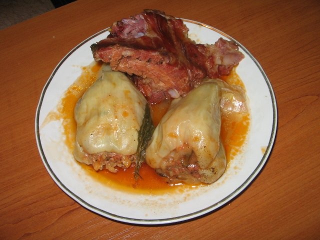 ardei umpluti cu ciolan