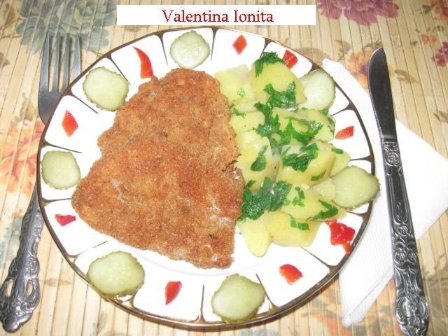 Snitele din burta de vita prajite sau coapte la cuptor