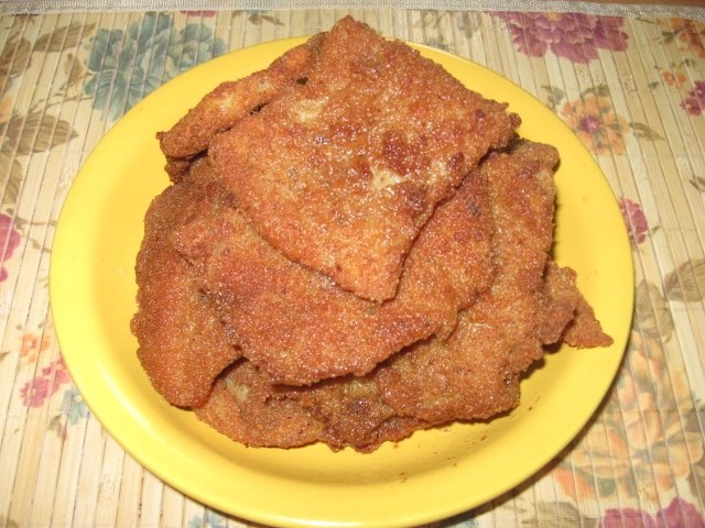 Snitele din burta de vita in mujdei de usturoi