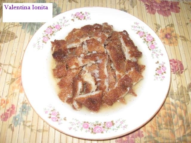 Snitele din burta de vita in mujdei de usturoi