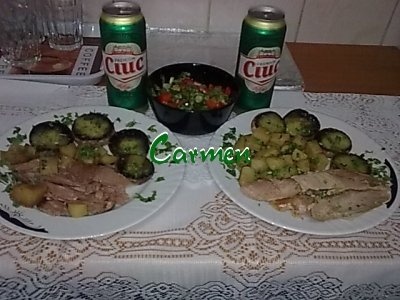 Copane de curcan, cu garnitura de cartofi si ciuperci umplute