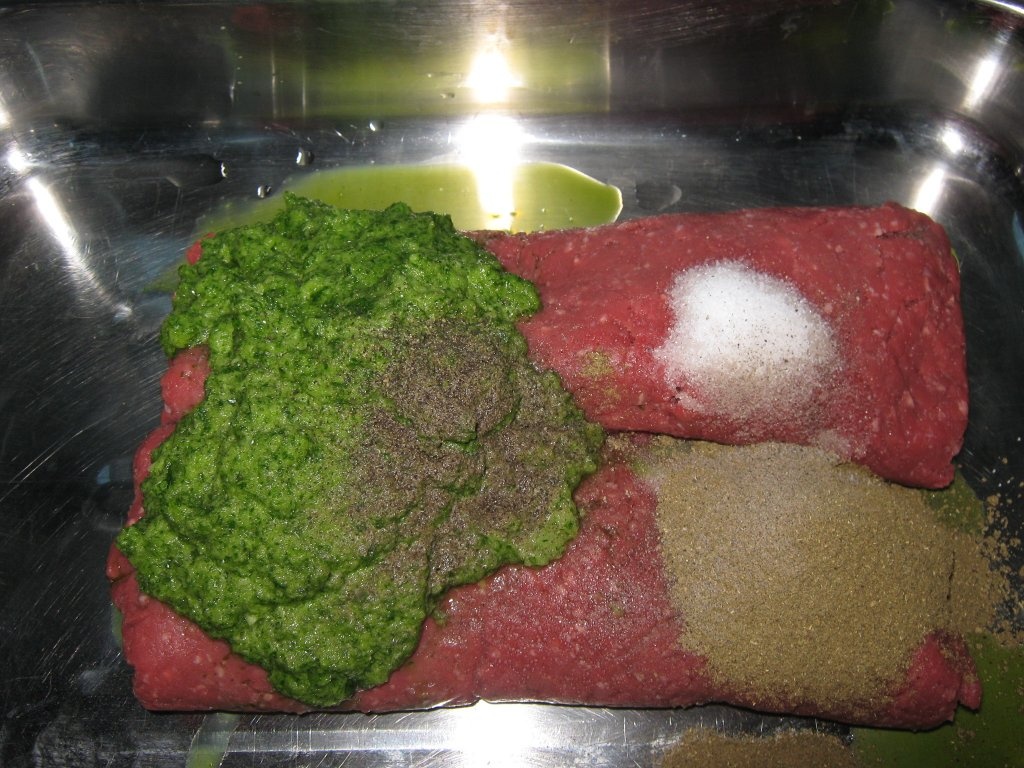 Chiftelute la cuptor cu sos de susan -Kofta bi tahini