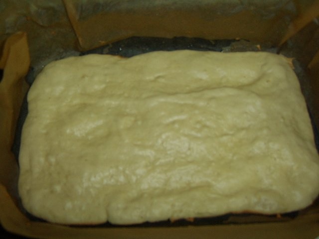 Prajitura cu branza de vaci si stafide