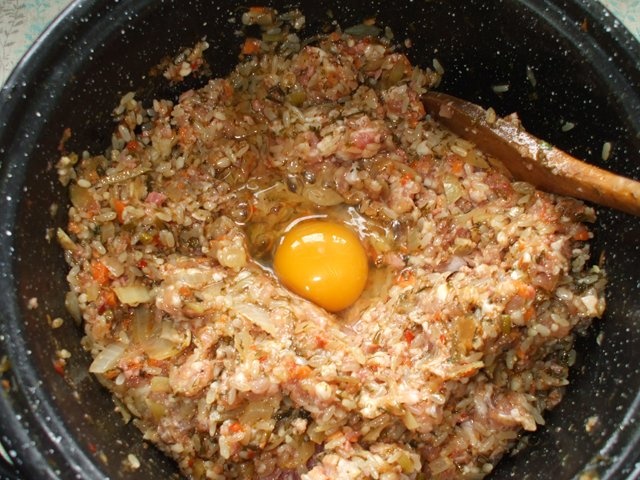 Perisoare de manzat cu sos de rosii