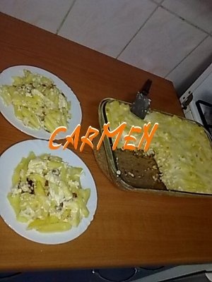 Budinca din penne rigate cu branza de vaci