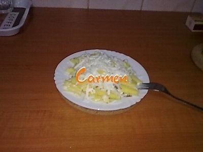 Budinca din penne rigate cu branza de vaci